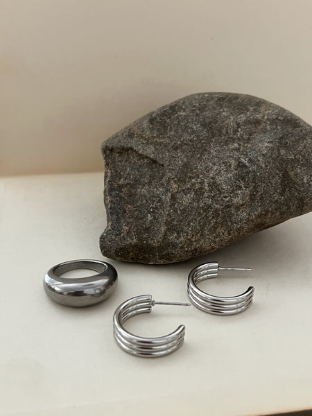 Dolly Earring -24 Silver