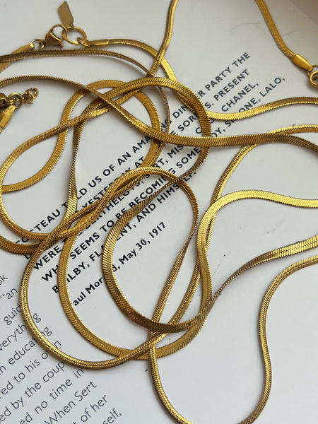 2.5mm Herringbone Stacking Chain (18k Gold)
