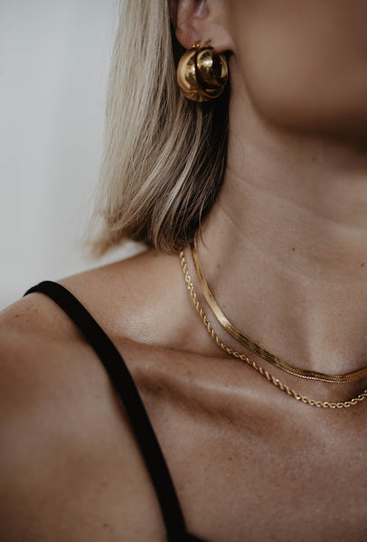 Skinny Twisted Stacking Chain (18k Gold)