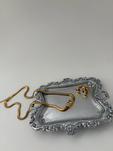Fiona Stone Herringbone  -24K Gold