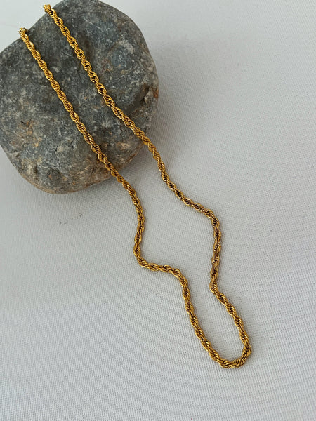 Skinny Twisted Stacking Chain (18k Gold)