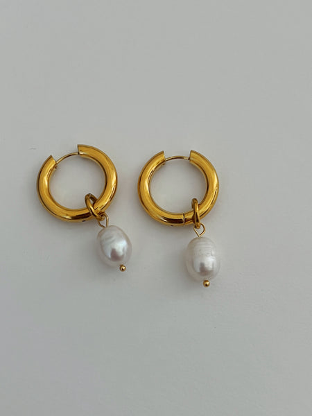 Pearly Vintage Gold Earrings - Sterling Silver