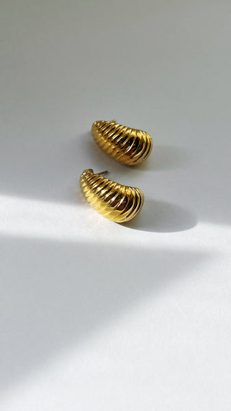 Heartford Earrings (18k Gold)