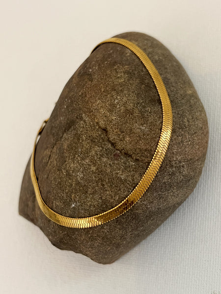 BANKS Herringbone Bracelet (18k Gold)