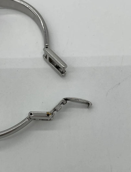 Gucci Square 1500L Silver Stainless Steel Watch