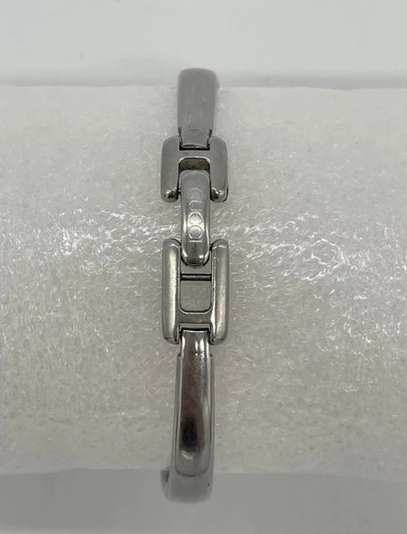 Gucci Square 1500L Silver Stainless Steel Watch