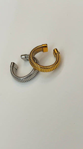Vivienne Ribbed Ring