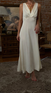 Vintage 1960s Ivory Satin & Lace Slip SMALL