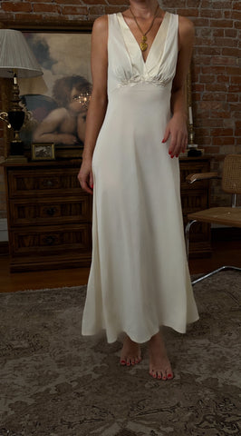 Vintage 1960s Ivory Satin & Lace Slip SMALL