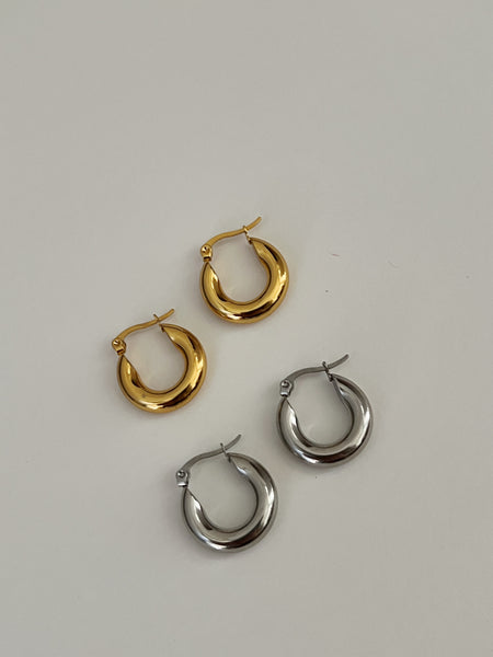 Darla Hoops 20mm (24k Gold)