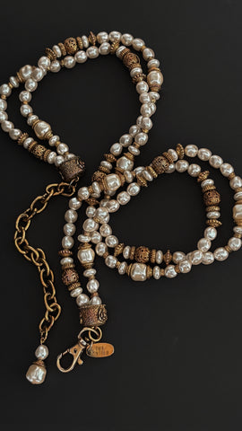 Pearl Vintage GoldTone Belt