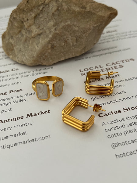 Throwing Stones Adjustable Ring -24K Gold