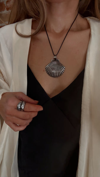 Vintage Silver Shell Pendant