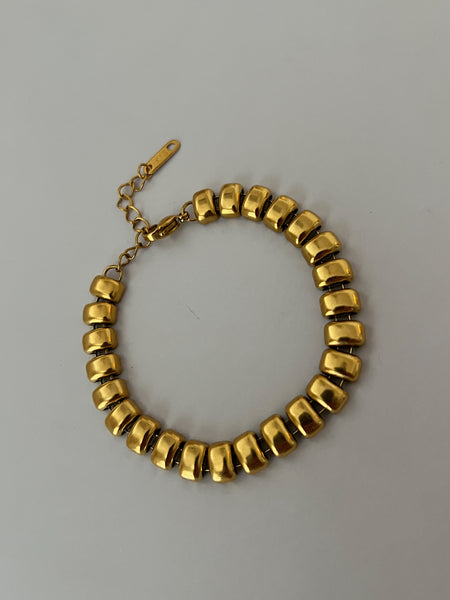 BANKS GIRL BRACELET  -24k Gold