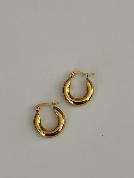 Darla Hoops 20mm (24k Gold)