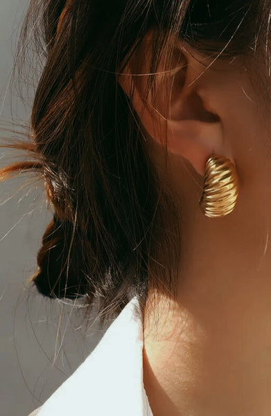 Heartford Earrings (18k Gold)
