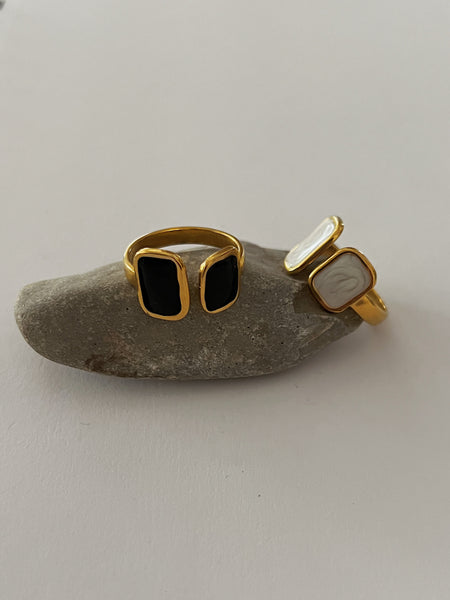 Throwing Stones Adjustable Ring -24K Gold