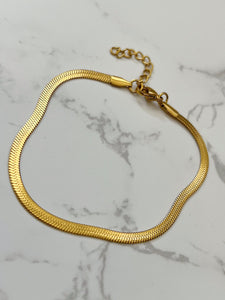 BANKS Herringbone Bracelet (18k Gold)