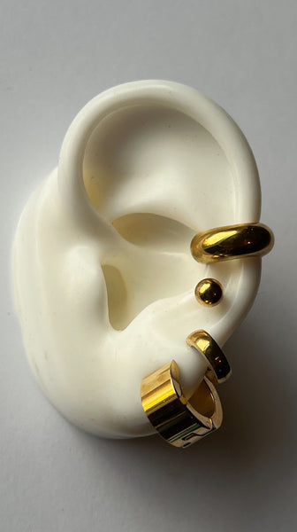 Thelma Huggies (18k Gold)