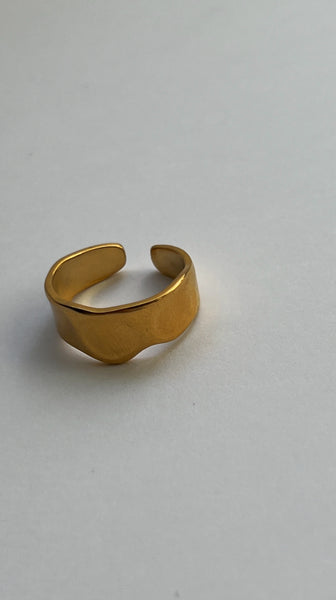 Lucy Ring (18k Gold)